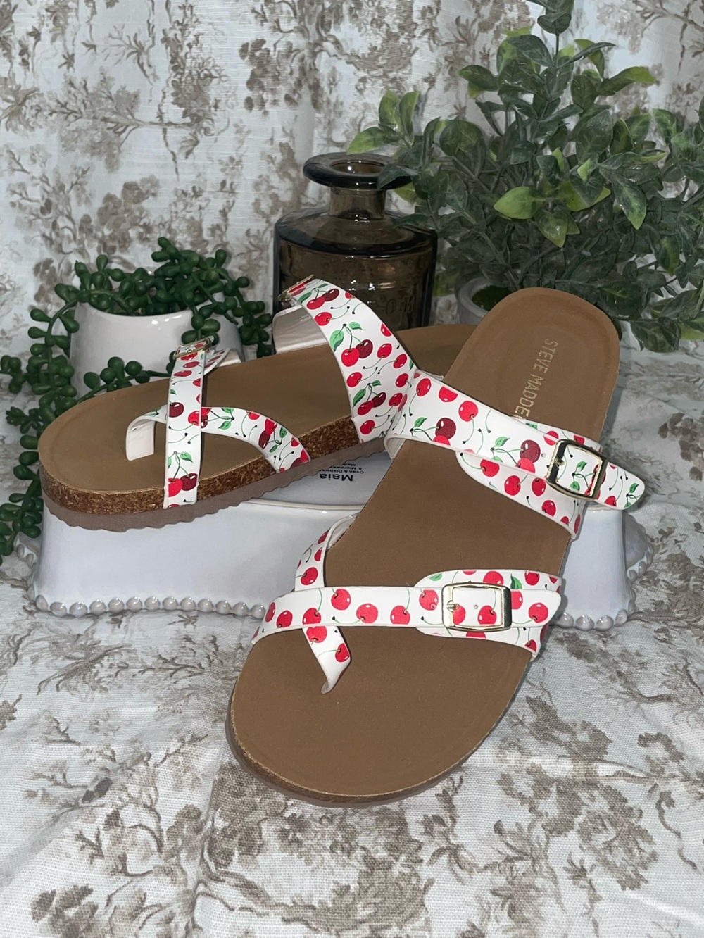 Steve Madden White Cherry Print Buckle Slide Sandals